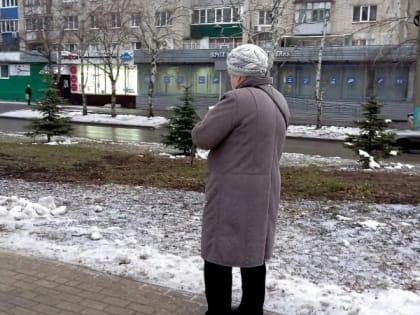 И работающим, и неработающим. Эту сумму выдадут всем до одного пенсионерам с 1 марта