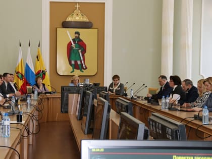 Депутаты РГД согласовали сделку УРТ по покупке 39 автобусов