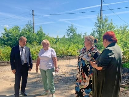 В Дягилево подходят к завершению работы по благоустройству территории школы № 30