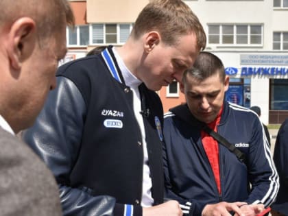 Павел Малков прогулялся с Артемовым по Дашково-Песочне в Рязани и дал ряд поручений