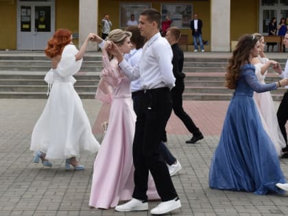 В школах Рязанской области 24 июня состоялись выпускные вечера