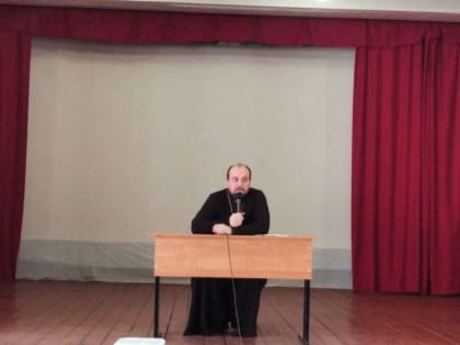 Протоиерей Николай Соколов посетил Шиловский агротехнологический техникум в с. Инякино