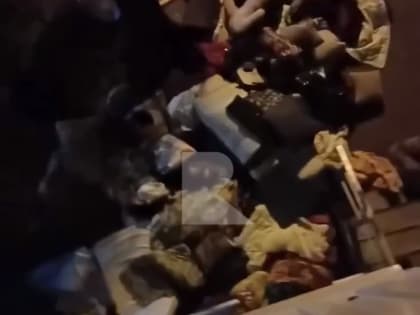 Из квартиры рязанки вывезли 37 мешков мусора