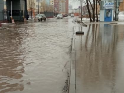 В Рязани затопило территорию возле жилого комплекса «Паруса»