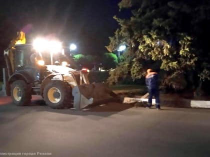 Спецтехника ночью выйдет на уборку дорог: список улиц