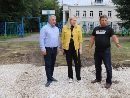 Ремонт стадиона спортшколы в Рязани завершится в срок