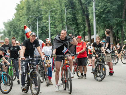 В Рязани 300 человек приняли участие в велопробеге в Лесопарке