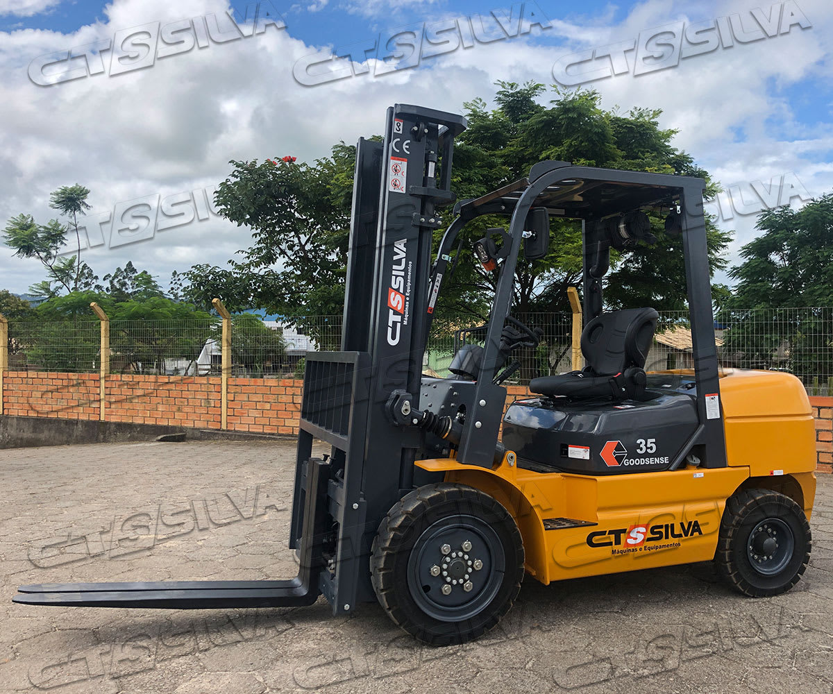 Empilhadeira Contrabalançada Série T de 3.000Kg a 4.000kg