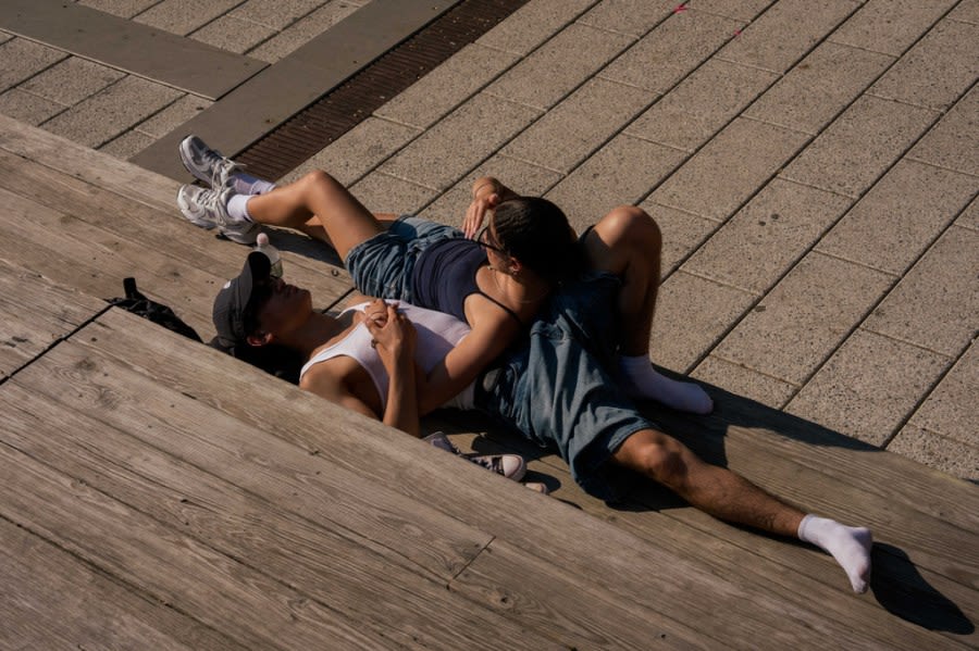 A massive heat engine is about to bake the country.