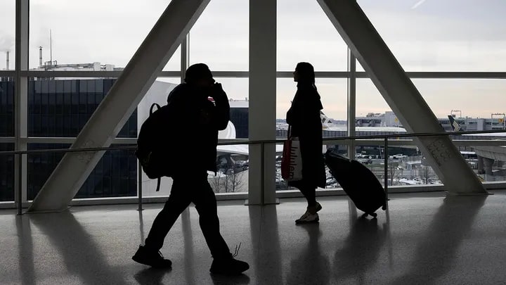 Air Canada Suspends Select US Routes Amid Rising Fuel Costs and Geopolitical Tensions