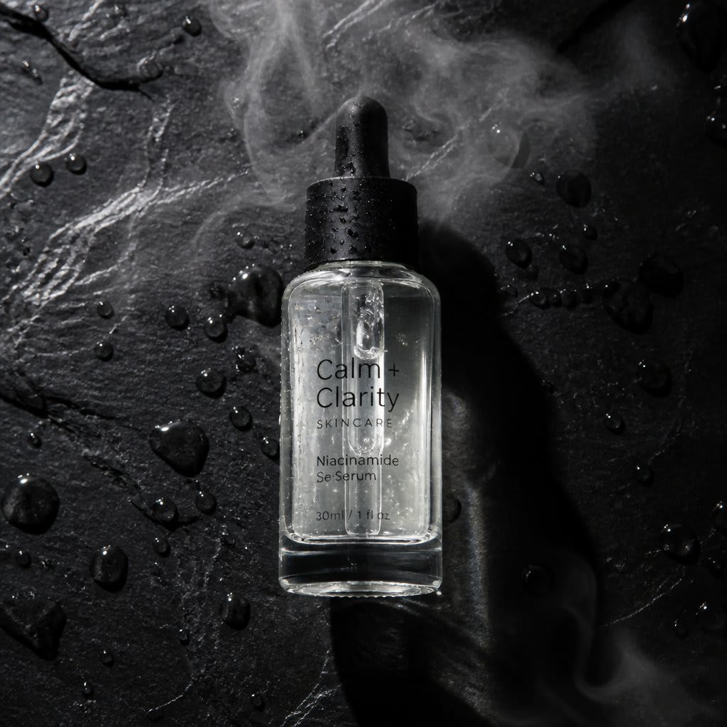 Editorial Product Shot on Wet Slate – in a photo studio, AI image made with Nano Banana Pro