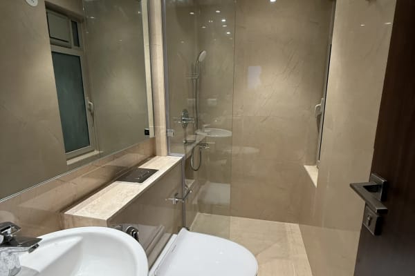 1 BHK Apartment at Hiranandani Highland, Powai slide 3