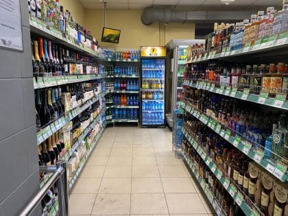 Инициативы депутата по борьбе с незаконной продажей алкоголя