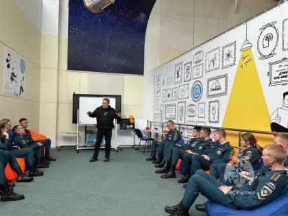 Необычное занятие в Сибирской пожарно-спасательной академии