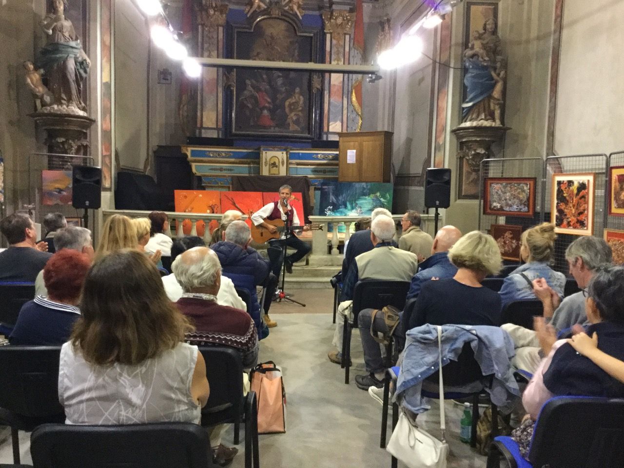 POT DE FINISSAGE AVEC NOTRE AMI CHANTEUR COMPOSITEUR INTERPRETE.jpg