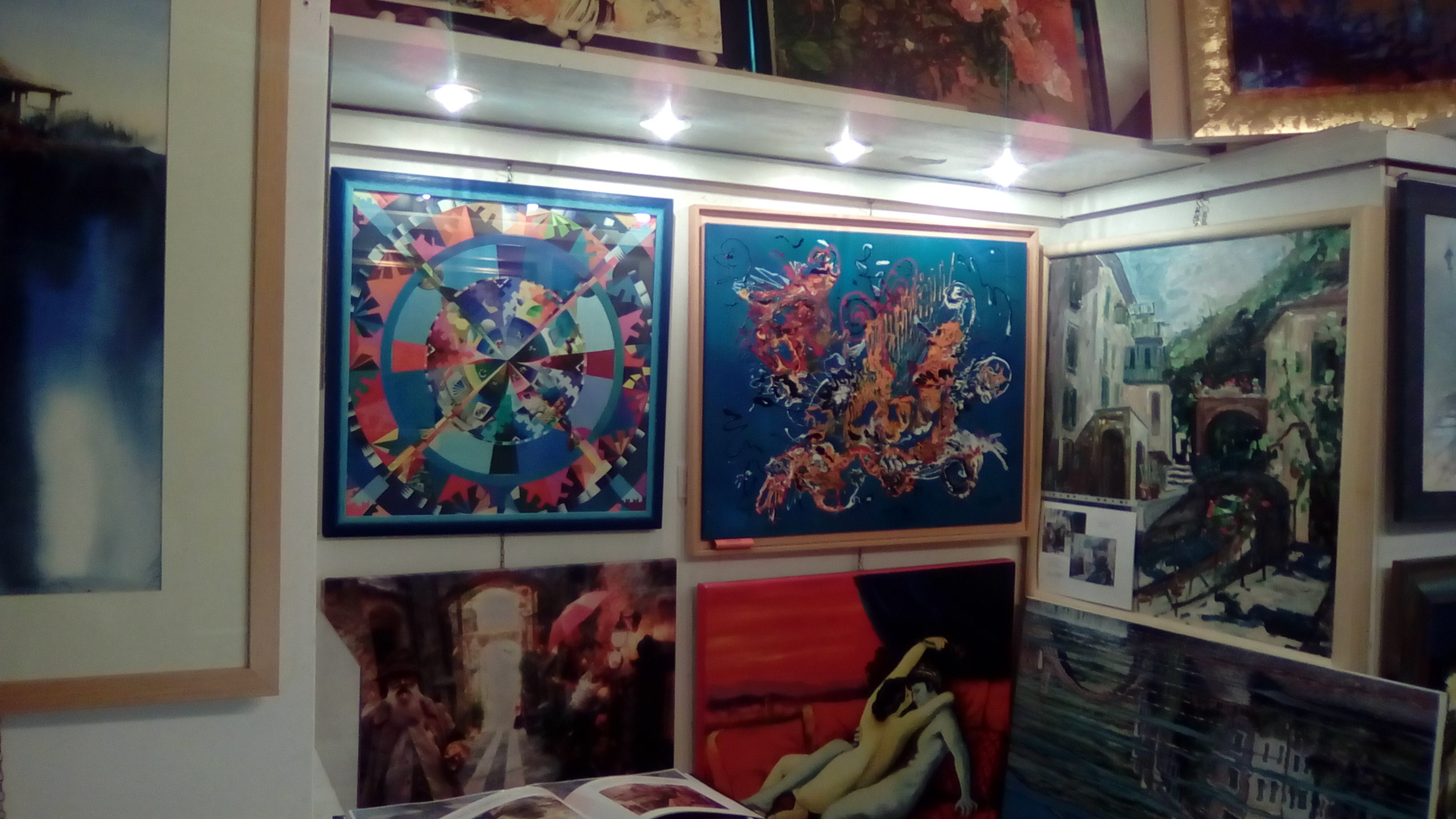OEUVRES EXPOSEES DANS LA GALERIE DE LA TOUR DES ARTISTES 1.jpg