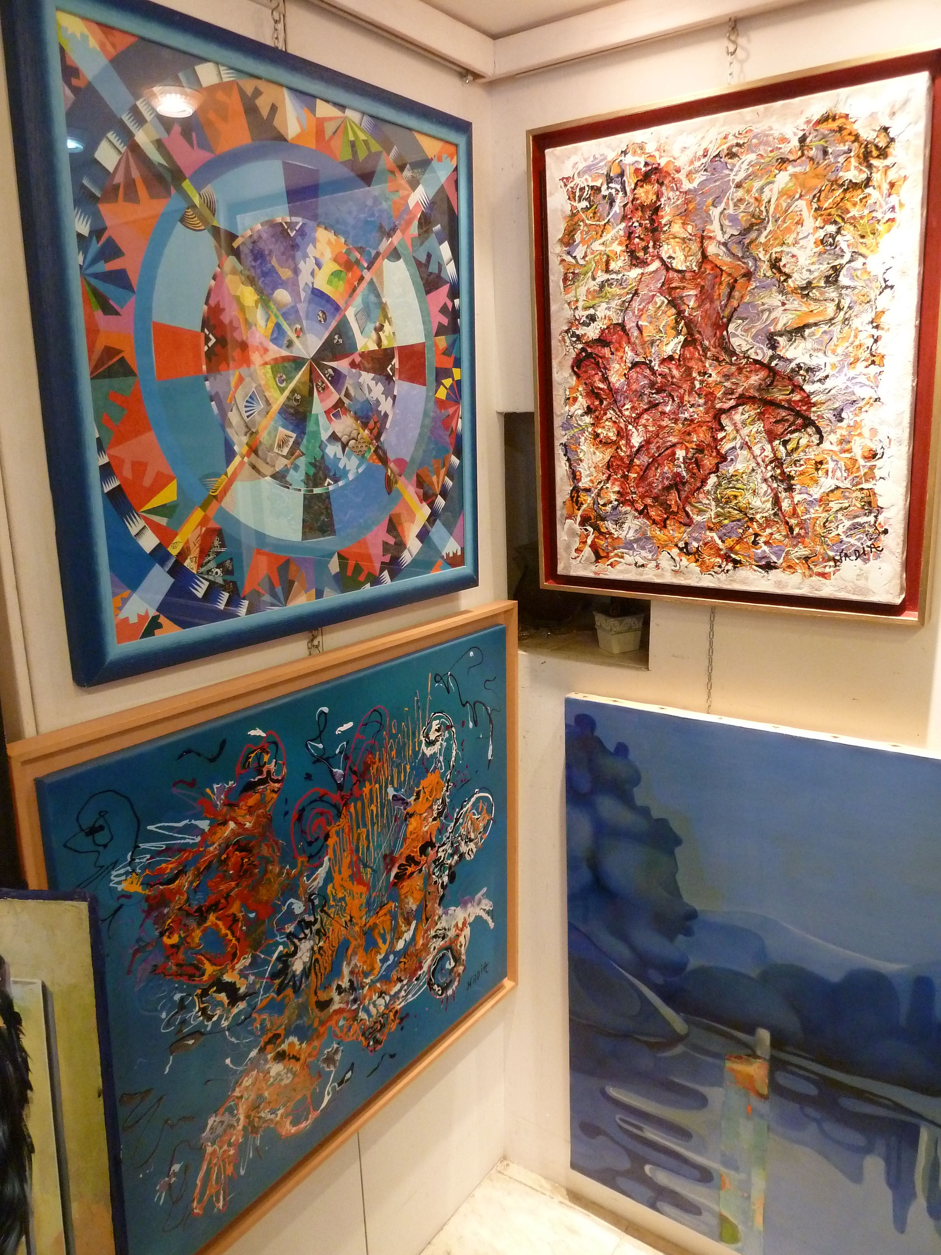 OEUVRES EXPOSEES DANS LA GALERIE DE LA TOUR DES ARTISTES 2.JPG