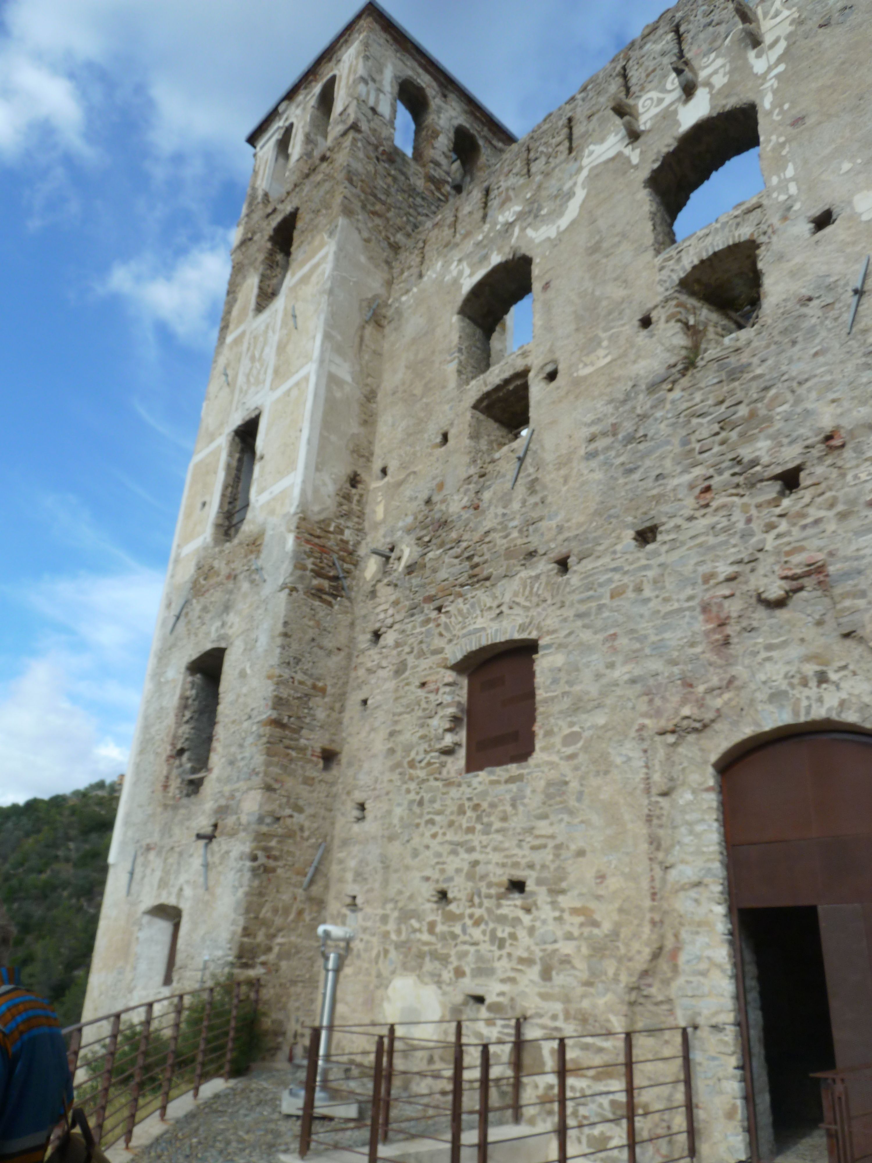 LE CHATEAU DE DOLCE ACQUA LIEU DE L'EXPOSITION.JPG