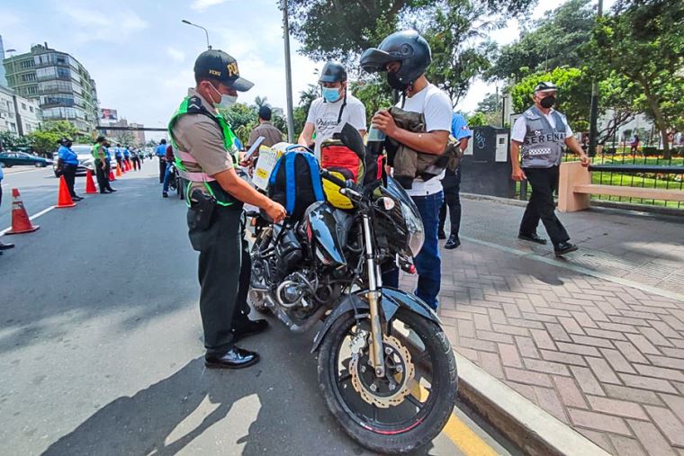 MTC oficializa prohibición definitiva de motos en Metropolitano y Línea Amarilla