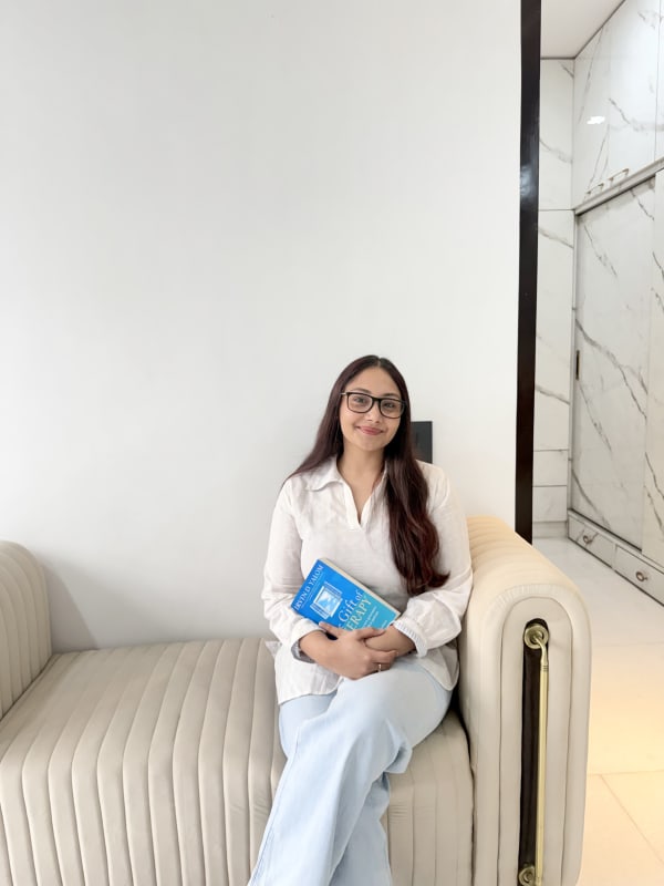 Vaishnavi Joshi Profile Picture