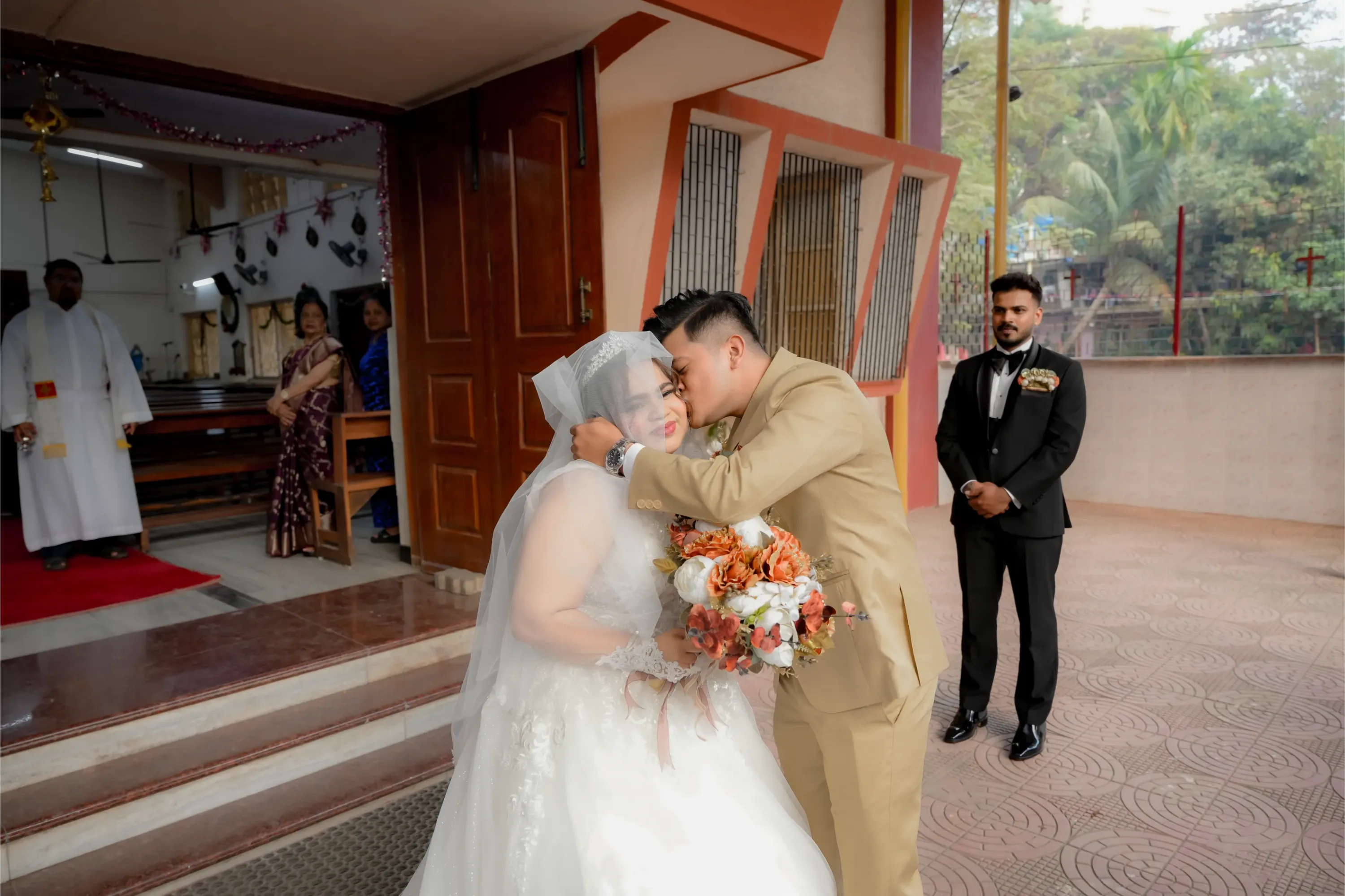 Akash & Sneha gallery image 34