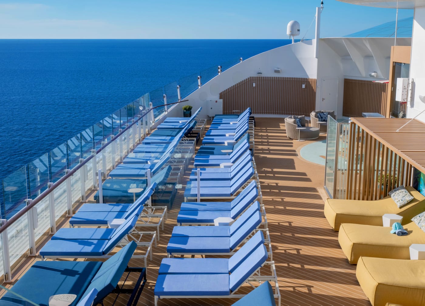 Grove Sundeck