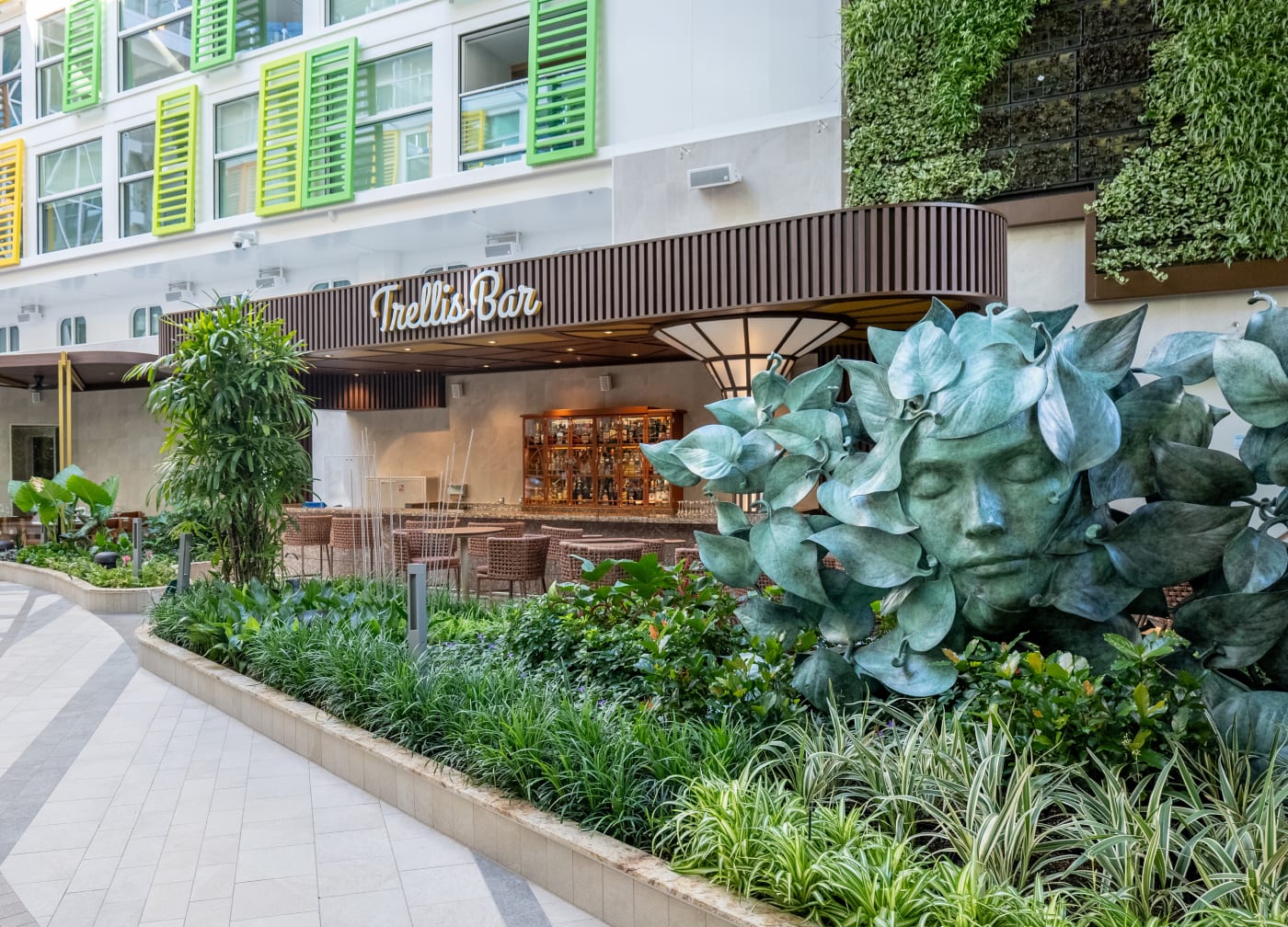 Trellis Bar
