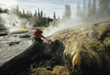 national geographic yellowstone tour