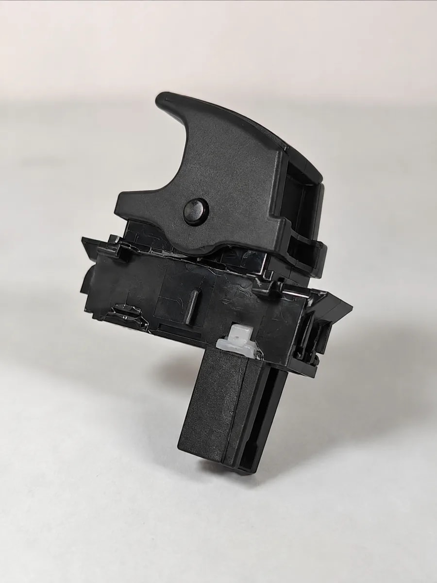 A 9,000 rupee car part, fixed with one tiny 3D print