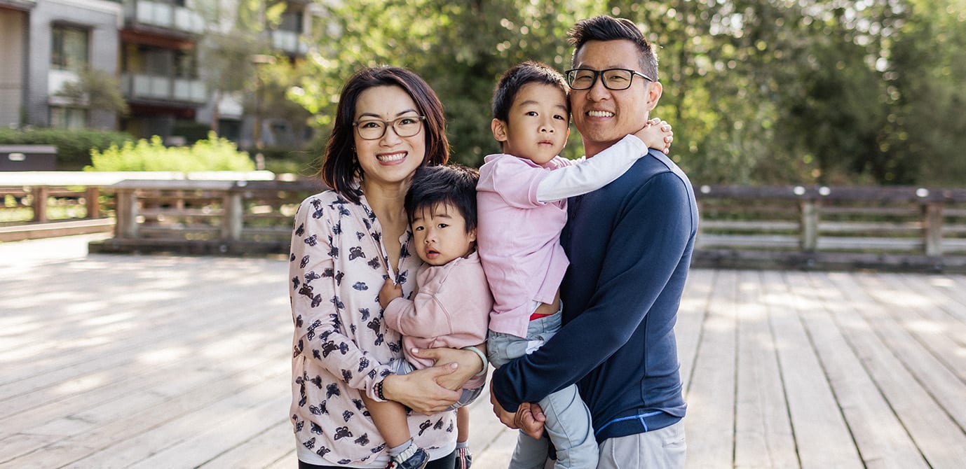 Chris Ho and family