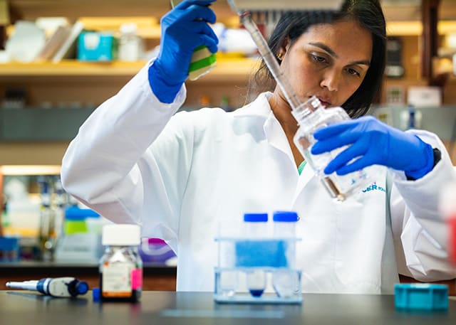 Dr. Nicolette Fonseca