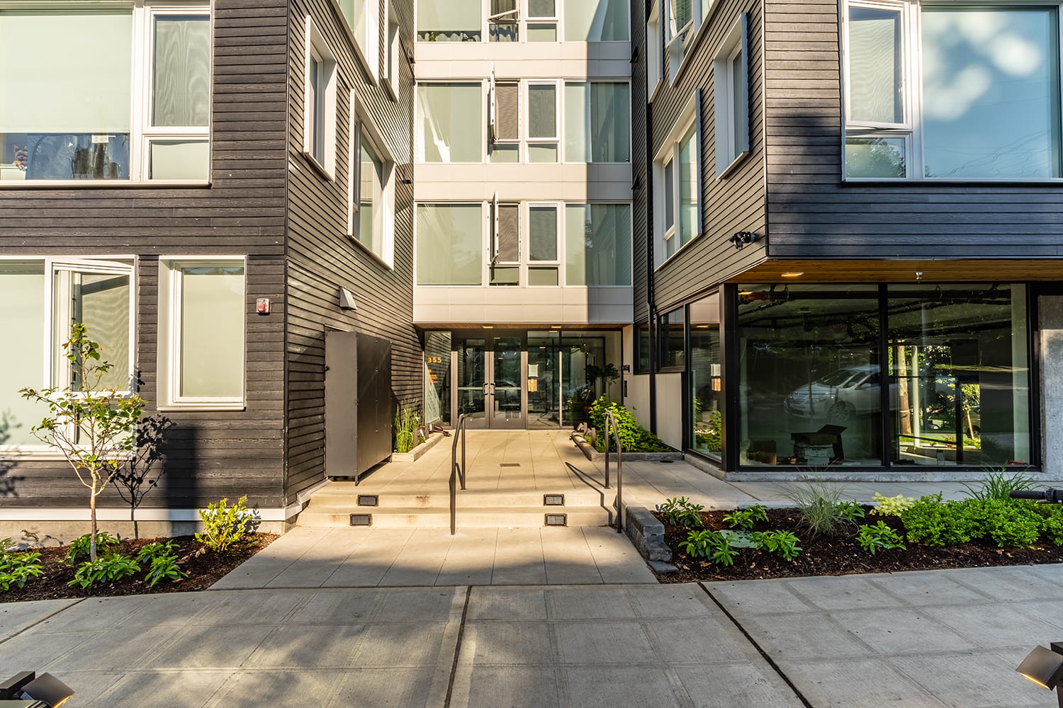 Interior unit living space