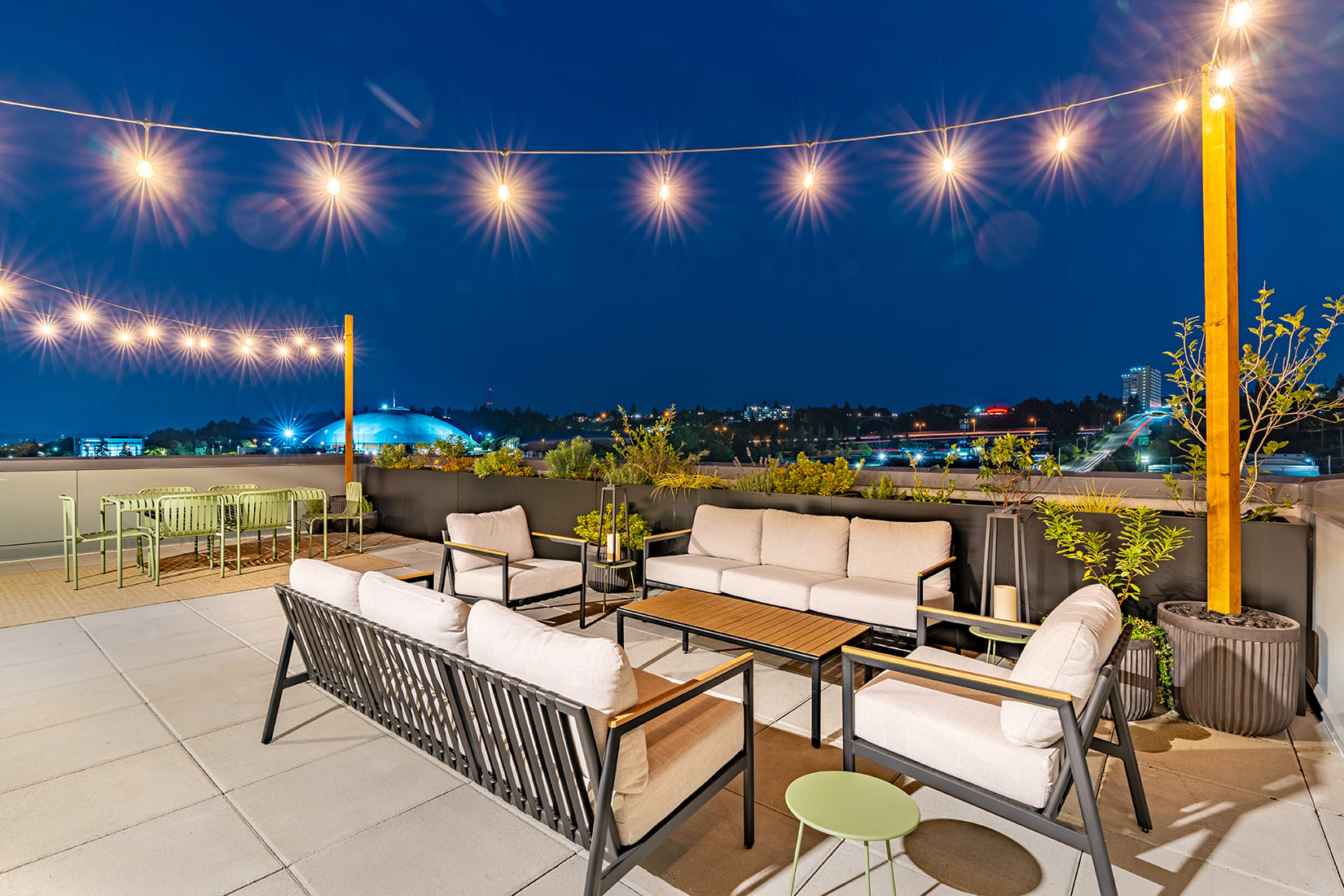 Cornus House site features