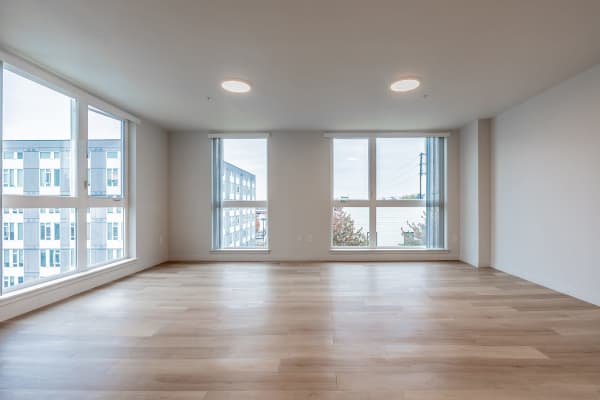 Spacious & Bright