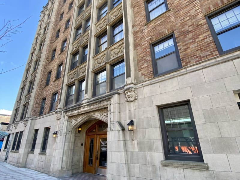 Gallery image