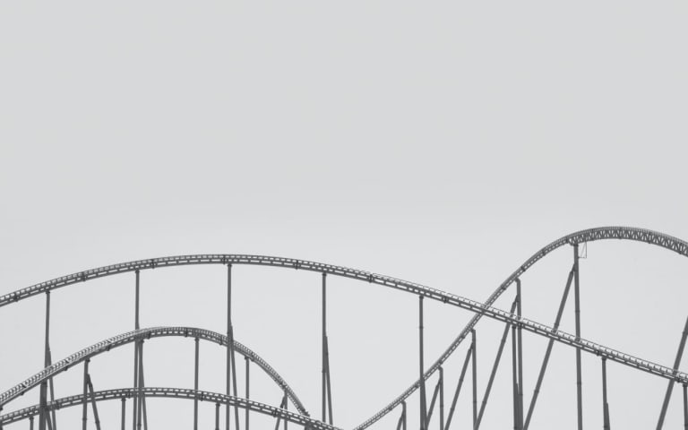 Bitcoin Price Tracking with React Query