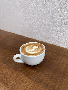 The Avenue Cafe thumbnail 3