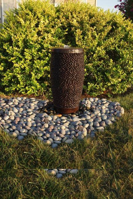 Shimmering Stones Pondless Fountain