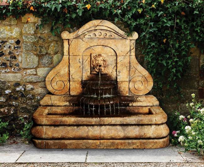 Avignon Lion Fountain