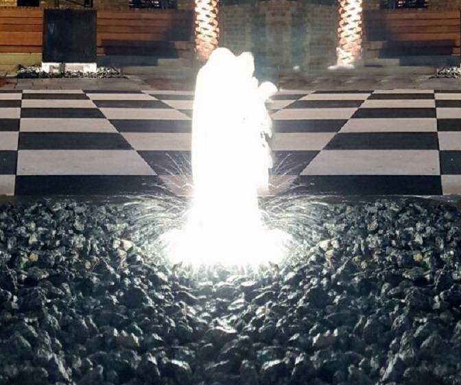 Bubbling Cascade Fountain