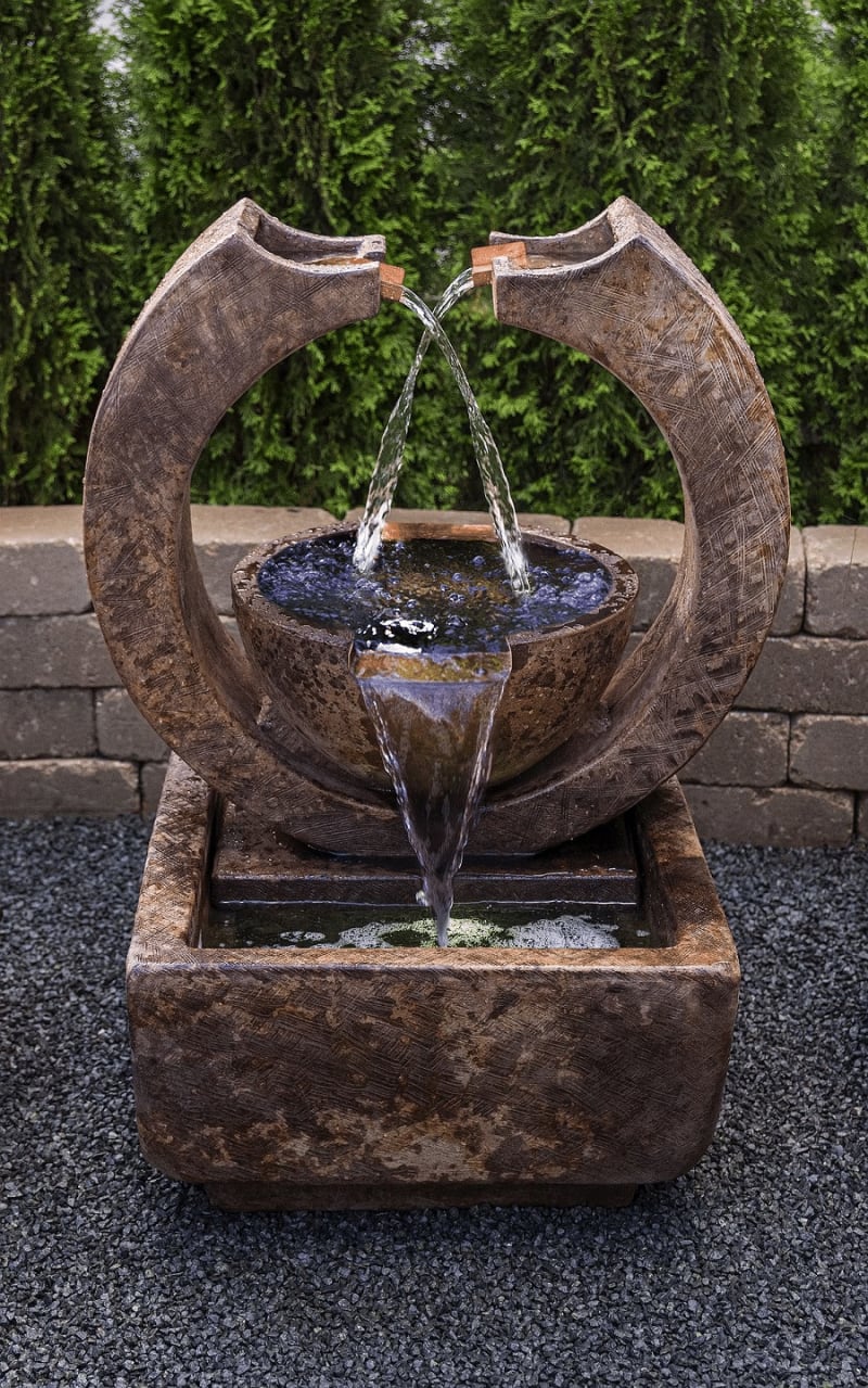 Crescent Two-spill Fountain