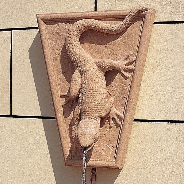 Gecko Wall Fountain