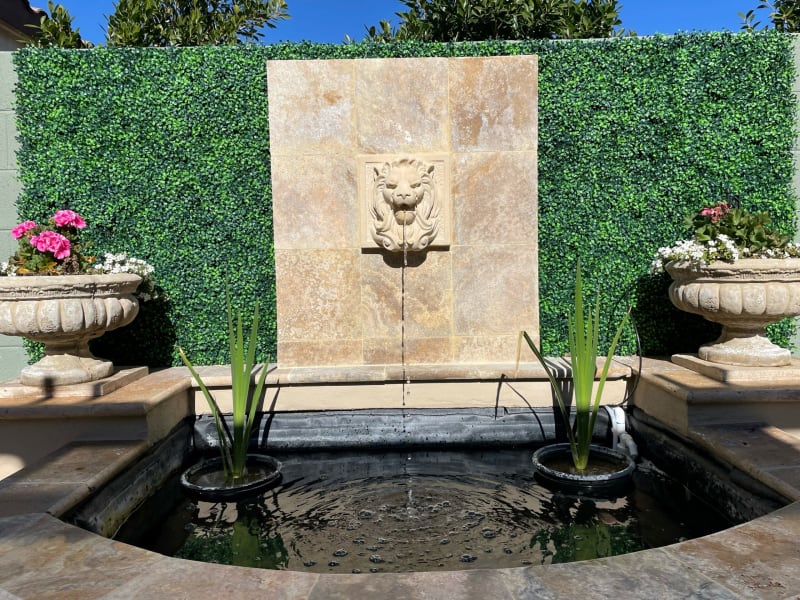 Lion Wall Fountain Mask