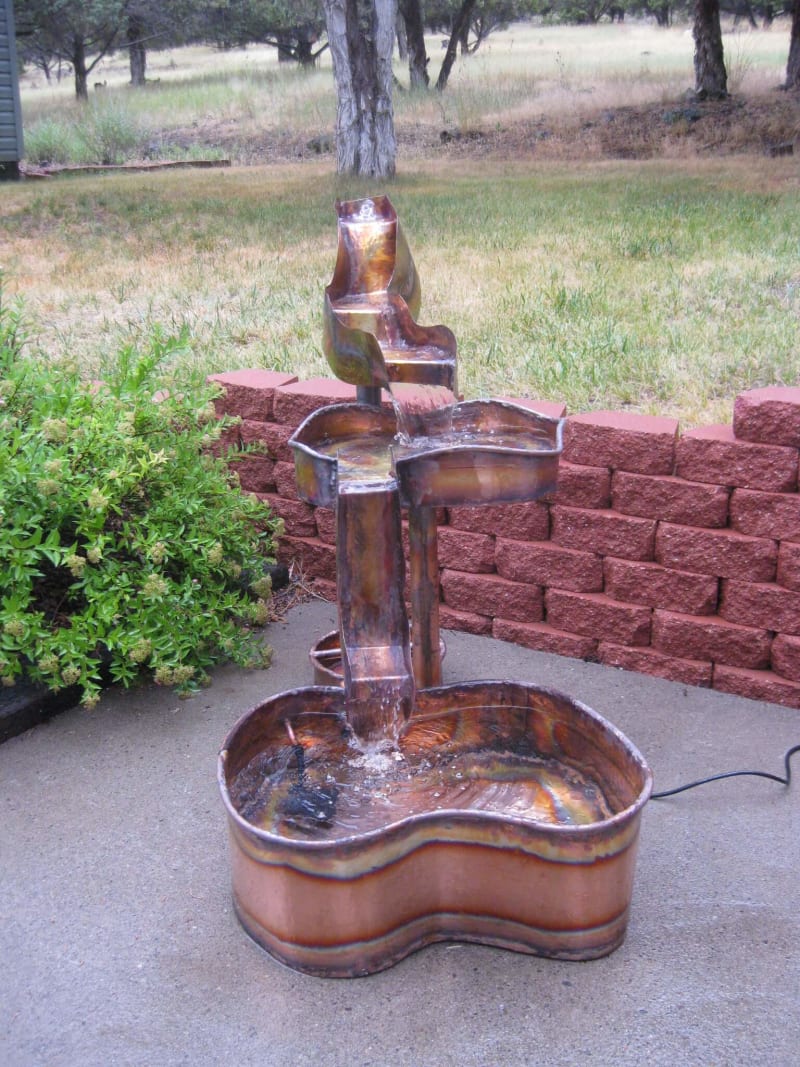 Pedestal Riverscape Fountain