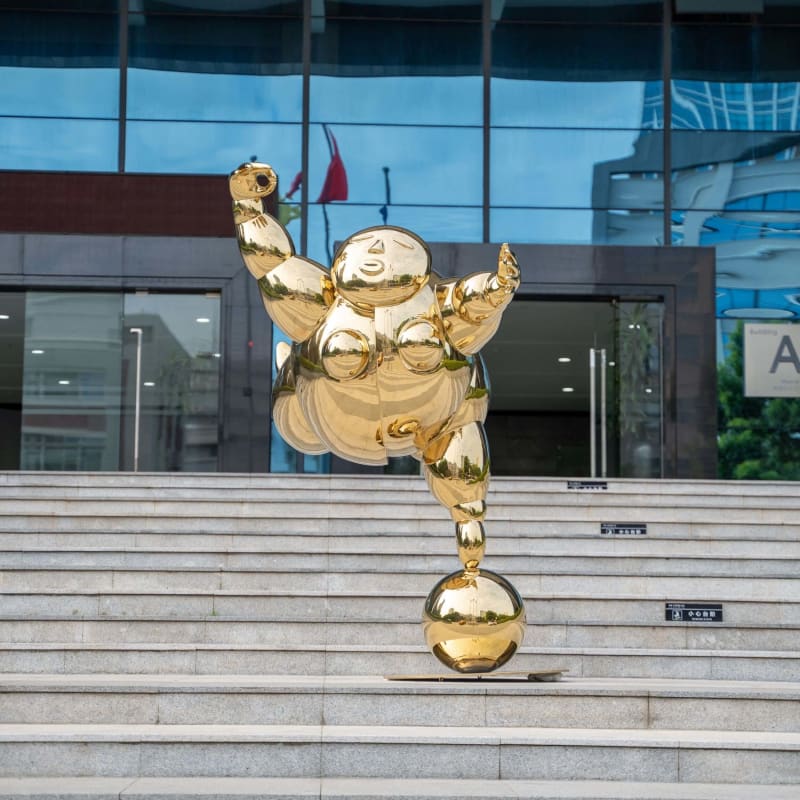 Creative Sphere Shape Man Sculpture