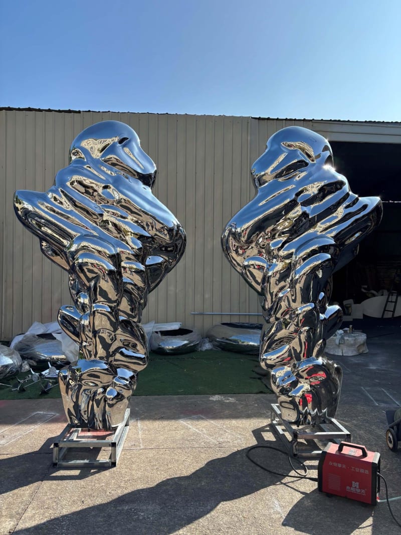 Stainless Steel Fluid Metallic Sculpture