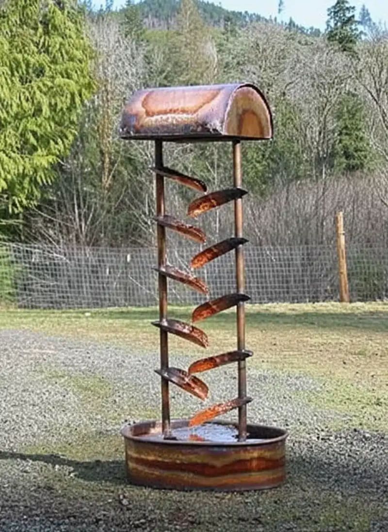 Water Trellis with Lamp