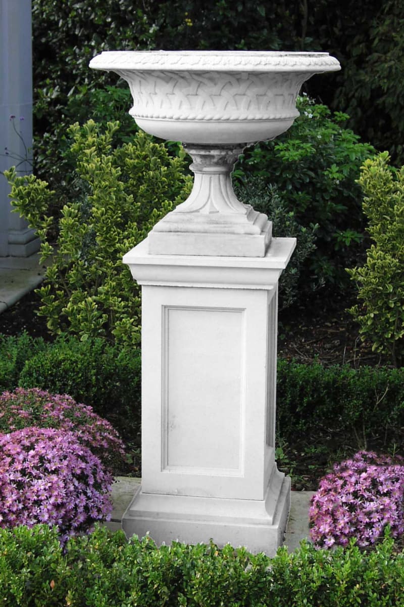 36 inch Queen Anne Pedestal