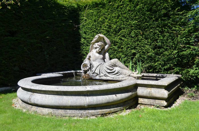 Roman Pool Straight Stone