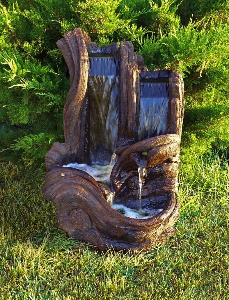 Twin Falls Log Fountain